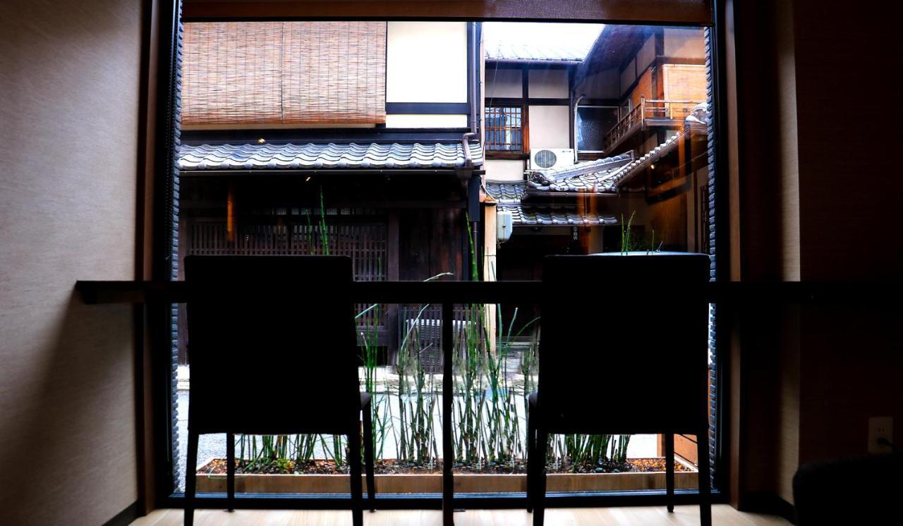 Hotel Traveling Bridge Nijojo เกียวโต ภายนอก รูปภาพ